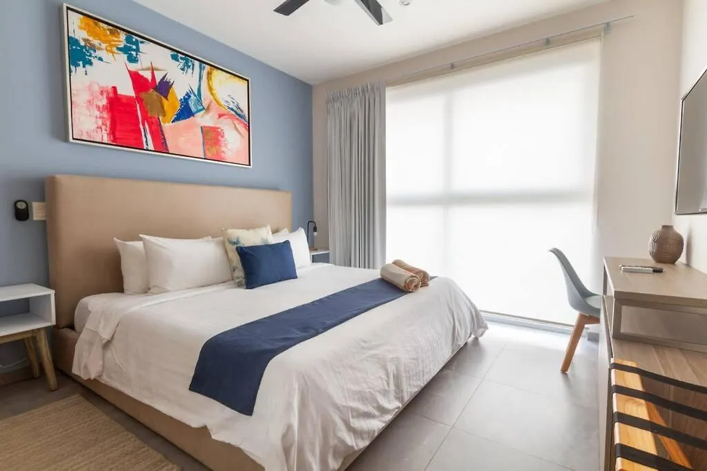 Luxury Condo 1Br Kitchen Ac Gym Pool Cine 100Mb Playa del Carmen Mexico
