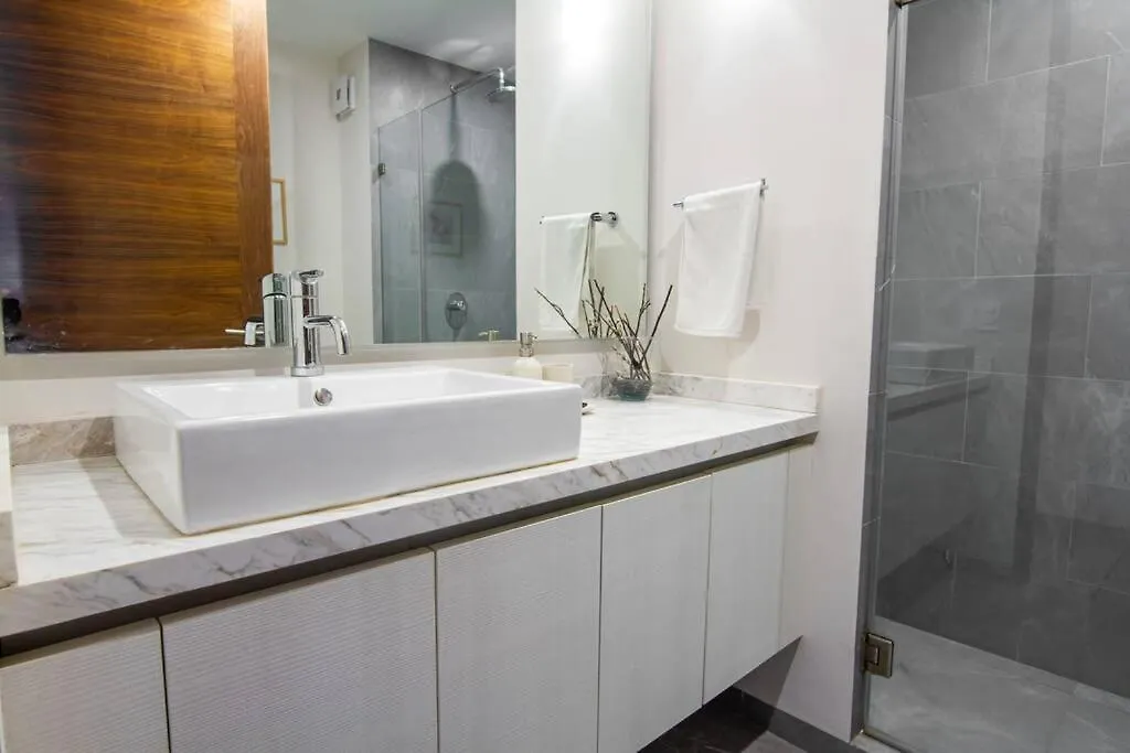 Apartment Luxury Condo 1Br Kitchen Ac Gym Pool Cine 100Mb Playa del Carmen
