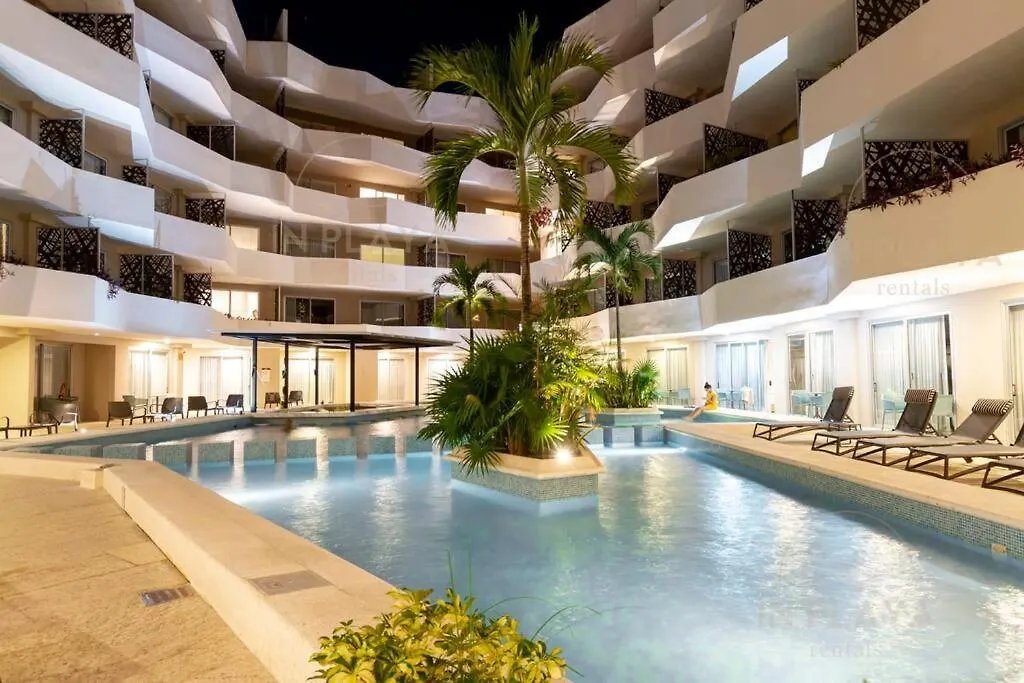 Luxury Condo 1Br Kitchen Ac Gym Pool Cine 100Mb Playa del Carmen Apartment